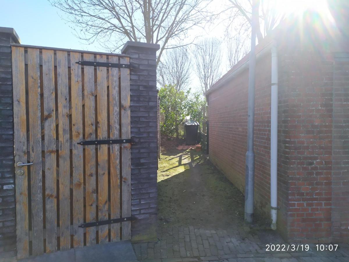 Villa The Cosy Little House With The Sundial Stavenisse Exterior foto