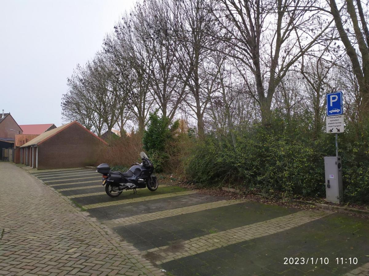 Villa The Cosy Little House With The Sundial Stavenisse Exterior foto