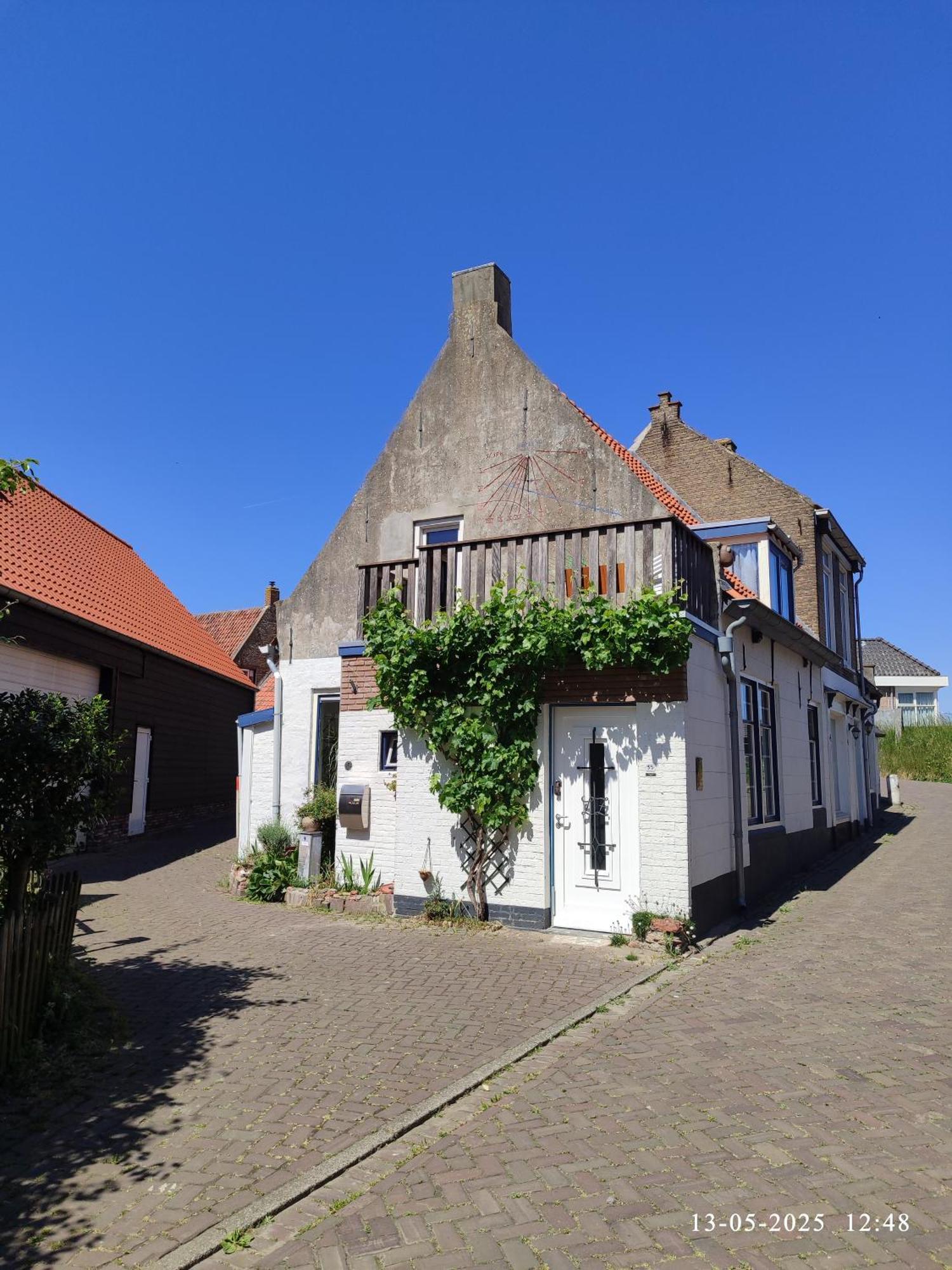 Villa The Cosy Little House With The Sundial Stavenisse Exterior foto